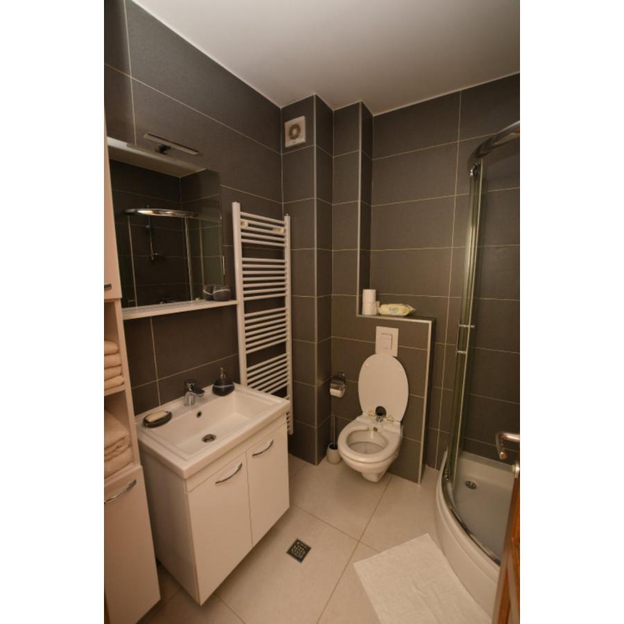Sky Way Studio Apartment Sarajevo Bagian luar foto